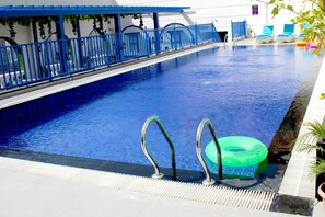 Piscine couverte