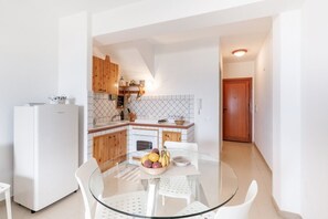 Horno y placa de cocina