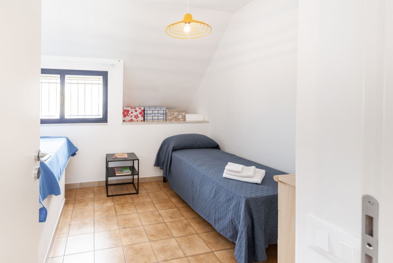 2 chambres, fer et planche à repasser, draps fournis