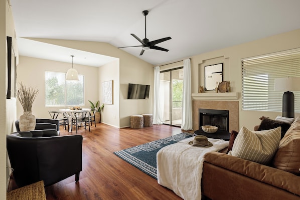 Smart TV, fireplace, offices