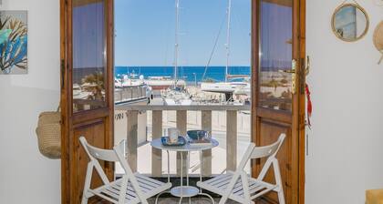 Apartment 'Brezza Marina' mit Meerblick und WLAN