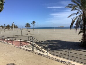 Vlak bij het strand