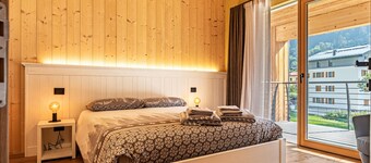 Appartamento "Ciasa Fatati" con vista sulle montagne, sauna e Wi-Fi