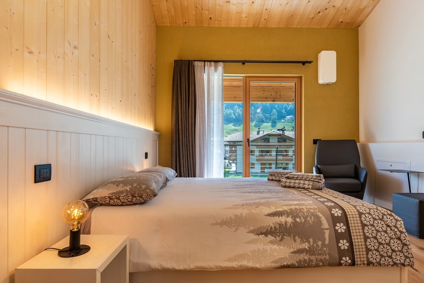Appartamento "Ciasa Fatati" Con Vista Sulle Montagne, Sauna E Wi-fi - Pinzolo