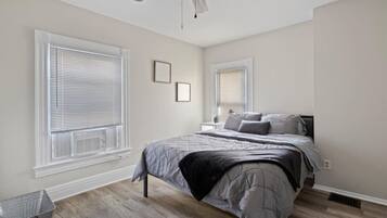 4 chambres, fer et planche Ă repasser, Wi-Fi, draps fournis