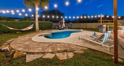 Tranquility by Mayo w/ Heated Pool Mins to Beach
