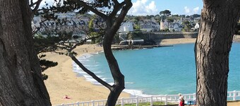 Beautiful sea view apartment 300 m from the beach