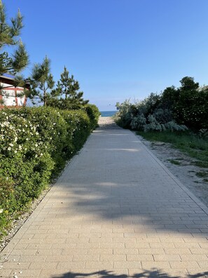 Property grounds - Luxuriöse 2 Zimmer Wohnung mit Dachterasse (Zingst)