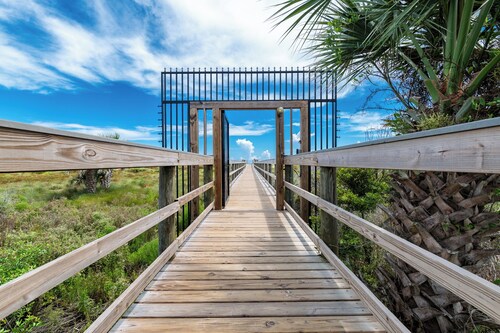 Ocean Village Club P33 by Distinctive Beach Rentals