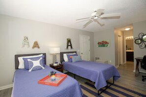 3 bedrooms, iron/ironing board, free WiFi, bed sheets - The Embellished Par -100 Lake Hills (Pinehurst)