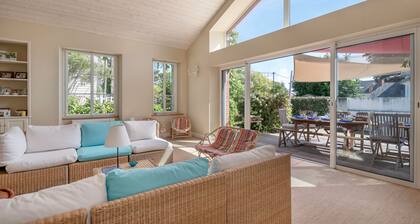 Villa familiale pour 11 personnes Ă 300m de la mer