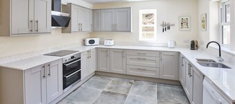 Host & Stay | Foggyshaw Lodge