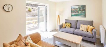 Host & Stay | Foggyshaw Lodge