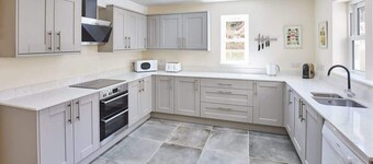 Host & Stay | Foggyshaw Lodge