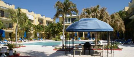 Piscina a l'aire lliure