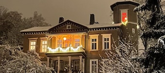 Villa Marlitt Living in the countryside and a 5-minute walk to the old town