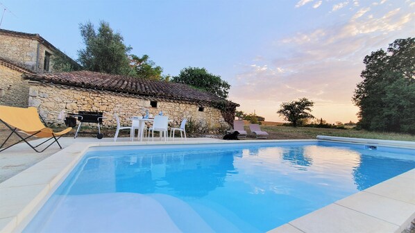 Piscine extérieure, piscine chauffée