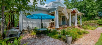 Firefly Lake House - Gorgeous Lake Access and Nature!