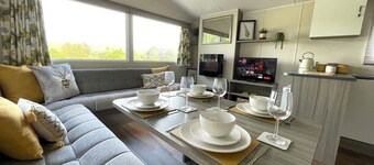 Pass the Keys | Beautiful 3BR Holiday Home in Stunning Location
