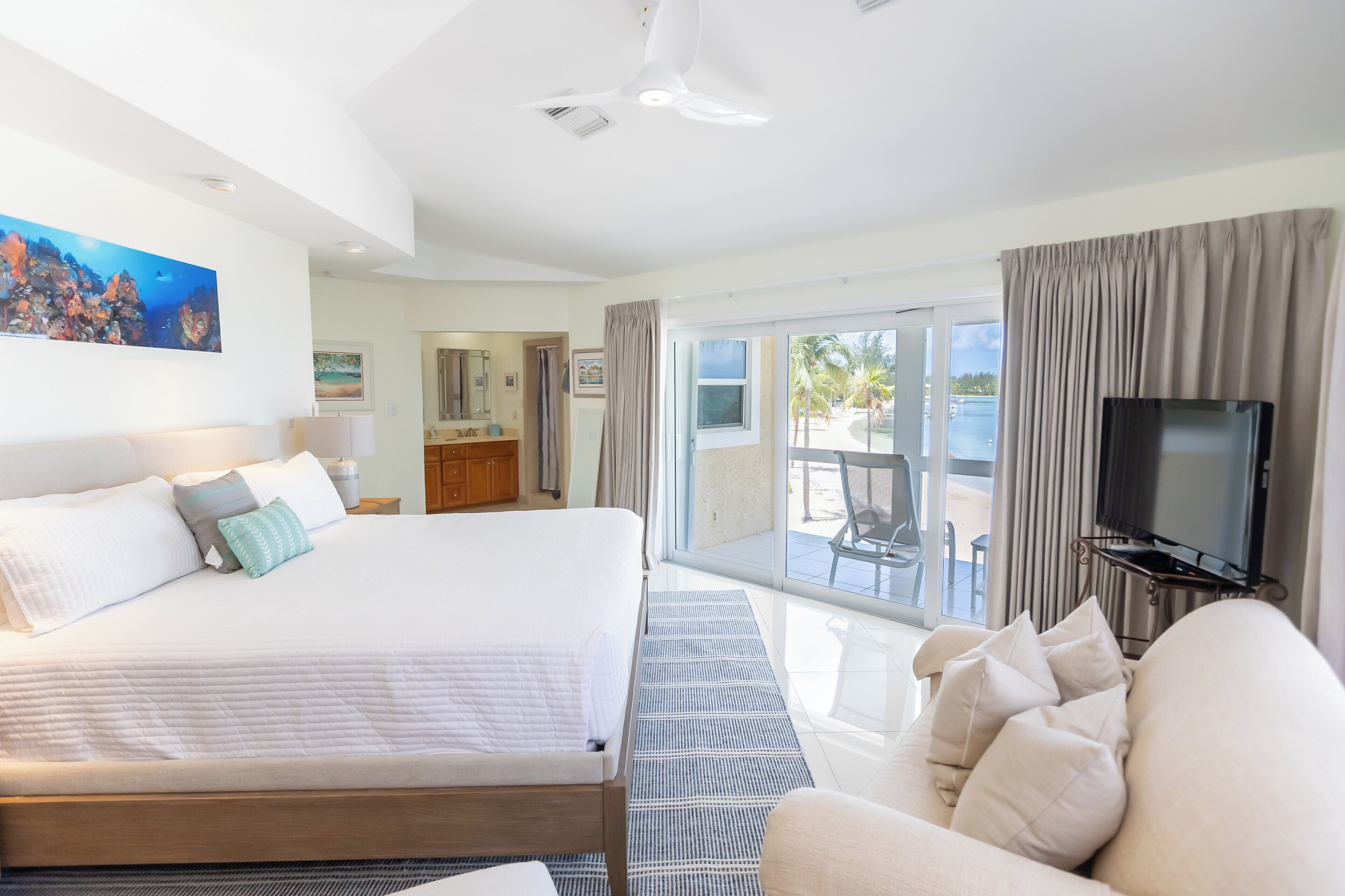 2 quartos, ferros/tábuas de passar roupa, Wi-Fi de cortesia