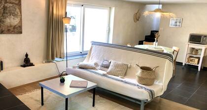 Spacieux Logement Indépendant Dans Propriété Verdoyante