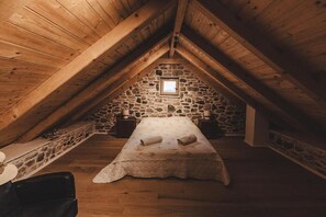 2 bedrooms, in-room safe, iron/ironing board, travel cot - Villa Terra Meera (Skradin)