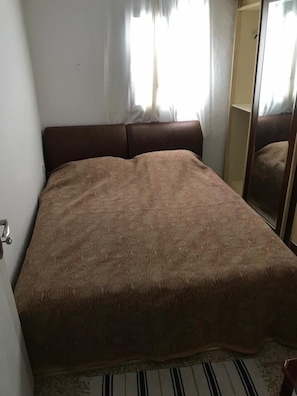 Basic-Haus | 2 Schlafzimmer, kostenloses WLAN, Bettwäsche