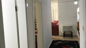 Basic-Haus | 2 Schlafzimmer, kostenloses WLAN, Bettwäsche