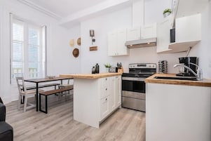 Appartement Deluxe | Restauration dans la chambre