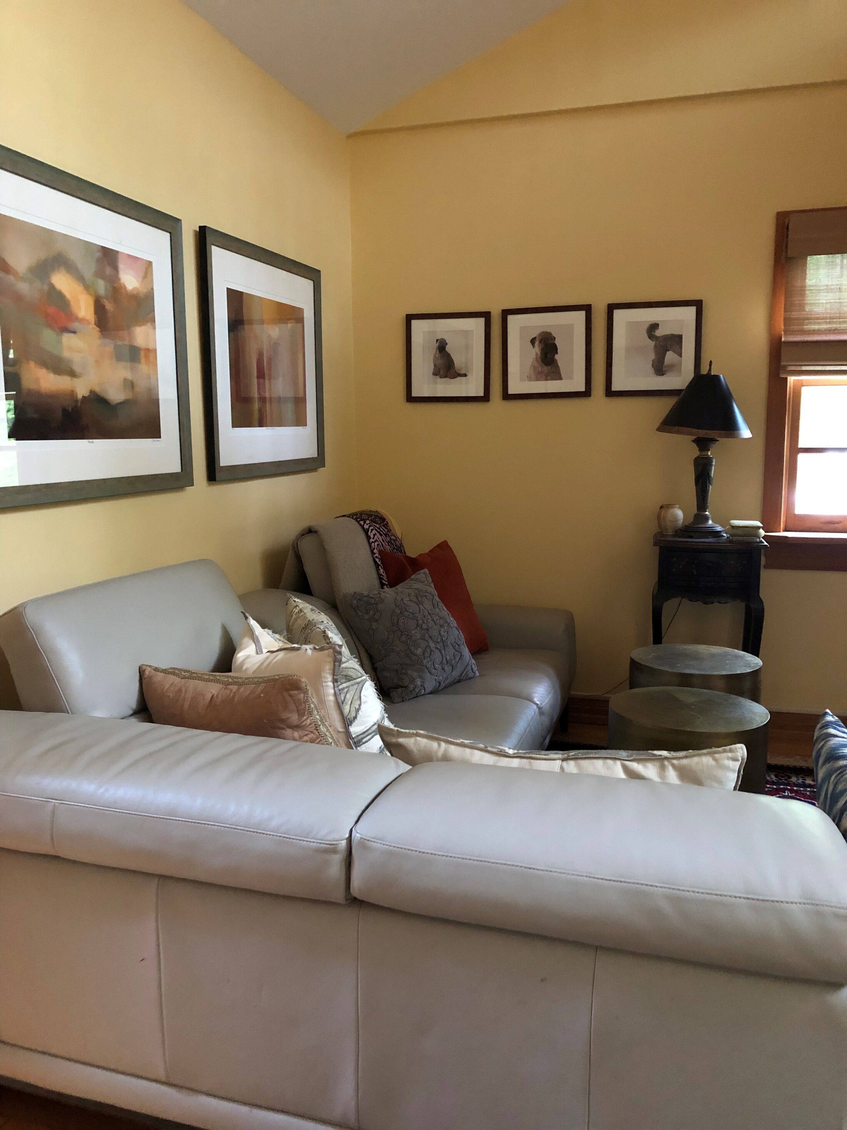 Woodstock retreat w/hot tub, 5 min from Town