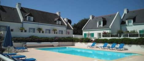 Piscine extérieure, piscine chauffée