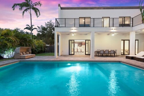 Modern Luxury in Massive Mansion w/ Heated Pool!