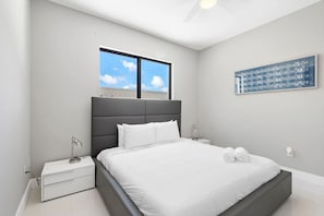 10 bedrooms, desk, iron/ironing board, travel crib