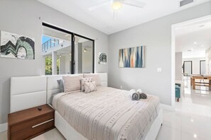 10 bedrooms, desk, iron/ironing board, travel cot