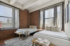 2 bedrooms, desk, iron/ironing board, Internet
