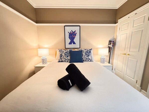 1 غرفة نوم ومكتب ومكواة/لوح كي وواي فاي