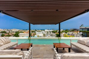 Outdoor pool - Arenis amazing and spacious condo in the center of Playa del Carmen (playa del carmen)