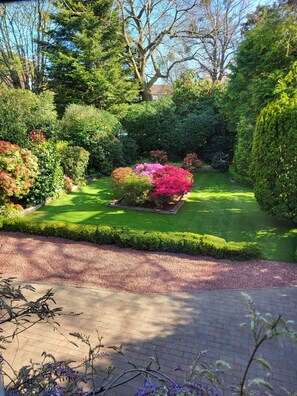 Double Room (King Ensuite Spa Room) | View from room - Little Robin Gate (Bournemouth)