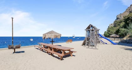 Oceanfront Villa in Catalina’s Hamilton Cove, Golf Cart + Stunning Views