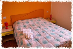 Basic Apartment | Blackout drapes, iron/ironing board, free WiFi, bed sheets - Residence La Caletta (Isola di Capo Rizzuto)