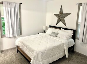 4 bedrooms, iron/ironing board, free WiFi, bed sheets