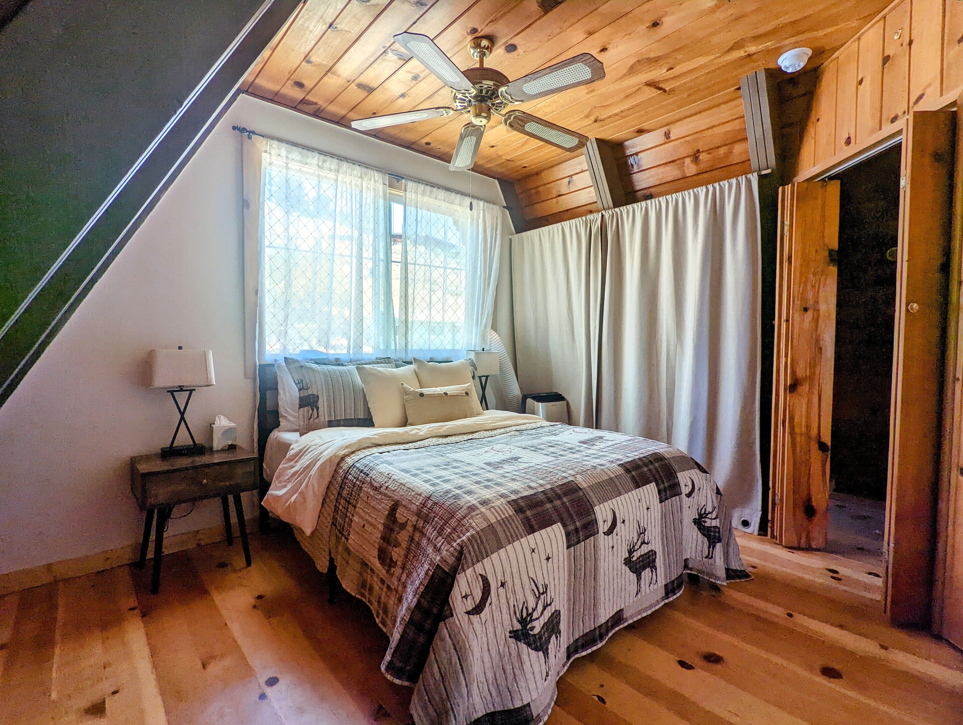 2 habitaciones, escritorio, wifi gratis y ropa de cama 