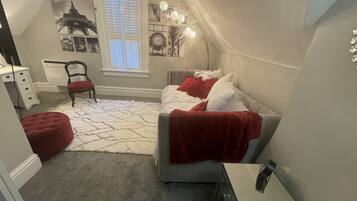 3 bedrooms, free WiFi, bed sheets