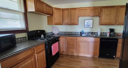 The Lariat House, charming farm style home