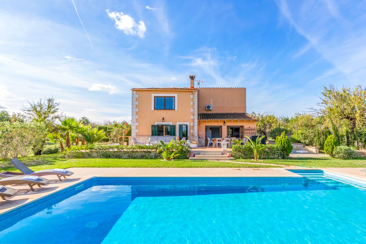 Can Masanella - Four Bedroom Villa, Sleeps 8