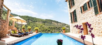 Can Marta - Cuatro Habitaciones Piso, Capacidad 8