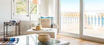 Can Pol - Three Bedroom Villa, Sleeps 8