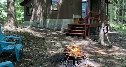 Cute cabin in the woods