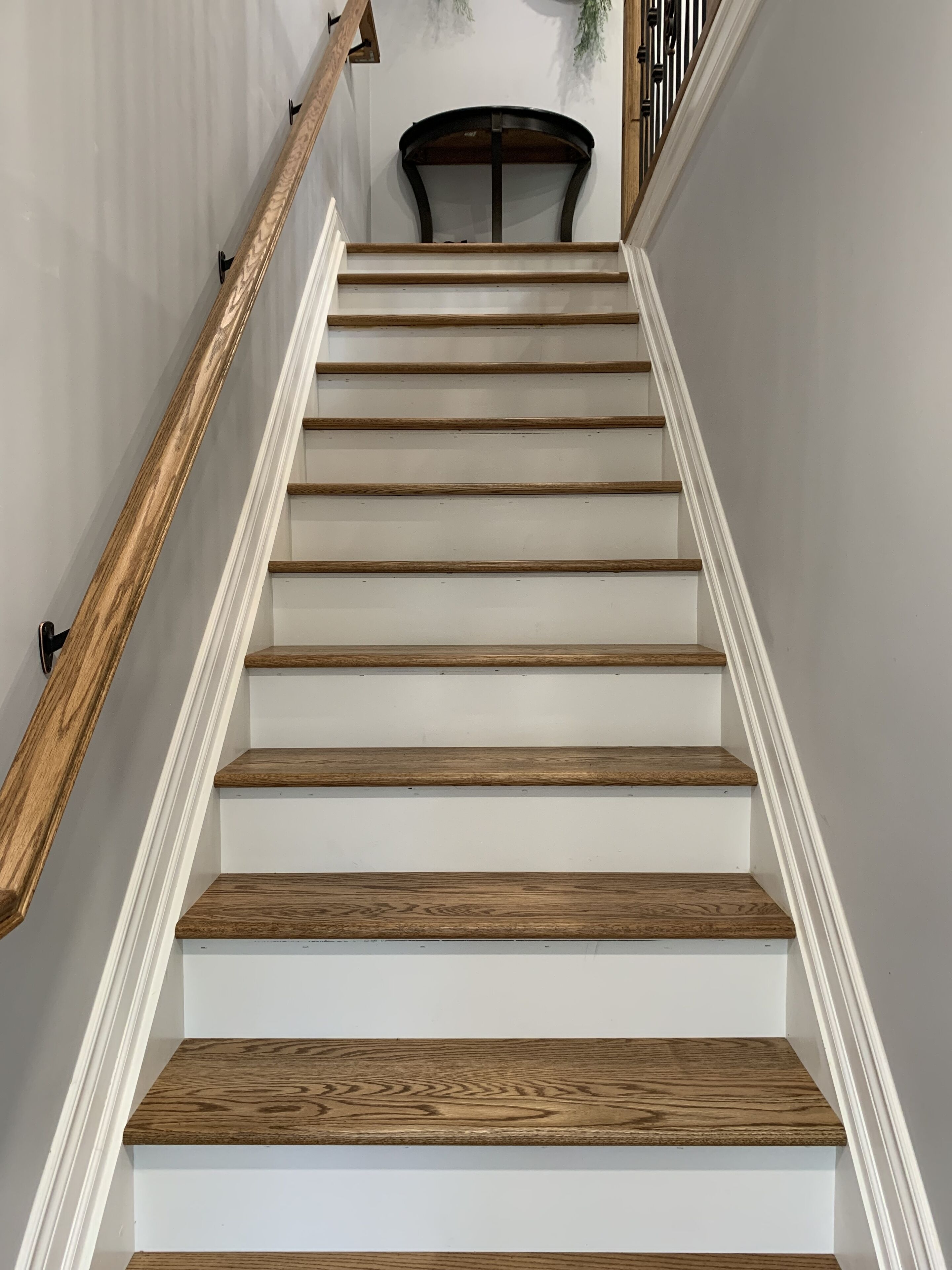 Handrails in stairways