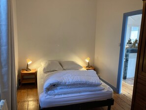 3 chambres, fer et planche Ă repasser, lit parapluie, Wi-Fi gratuit